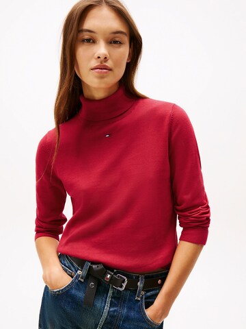 Tommy Jeans Sweater in Red
