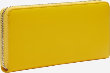 Liebeskind Berlin Wallet in Yellow