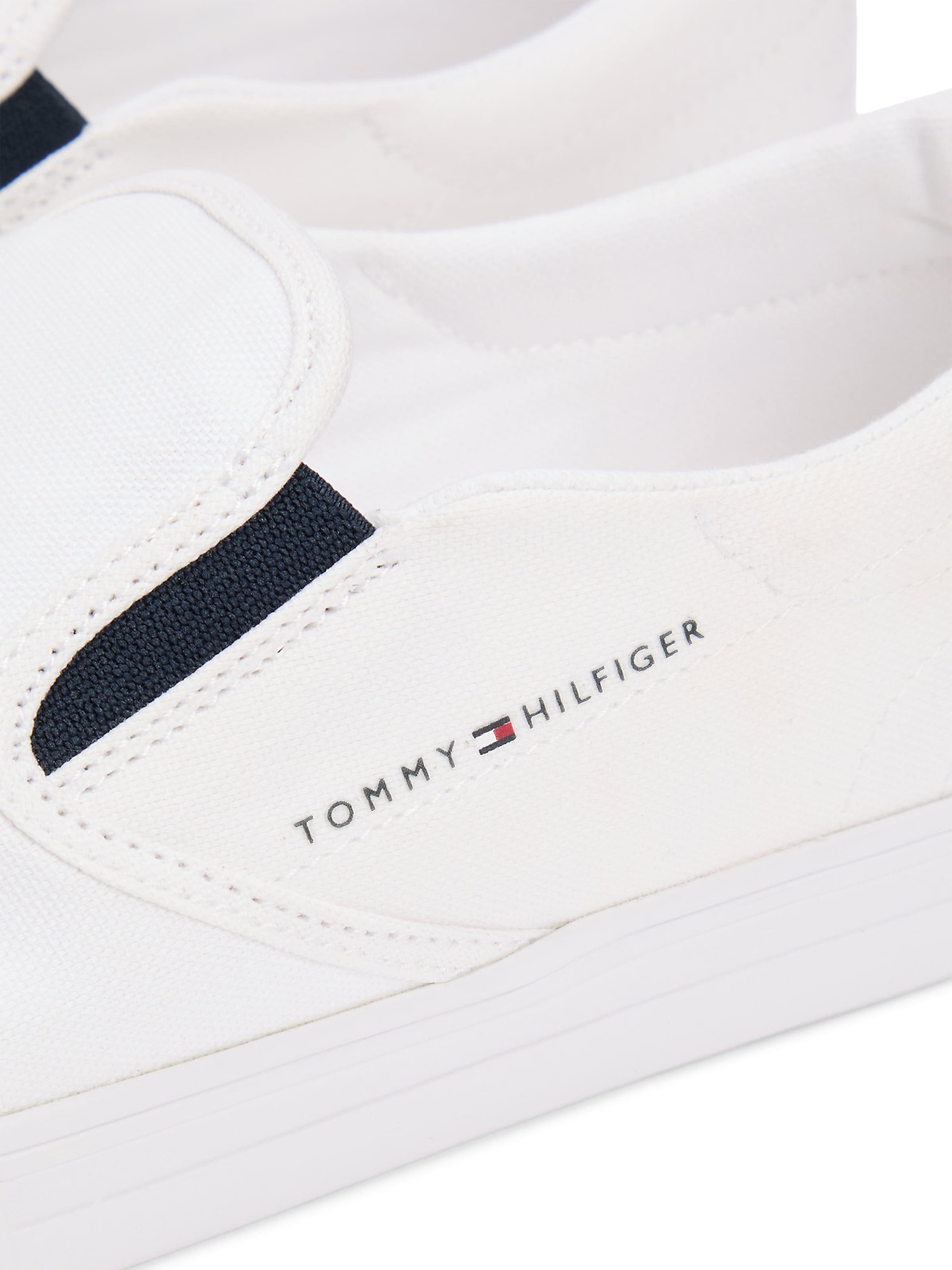 Slip on TOMMY HILFIGER en blanc