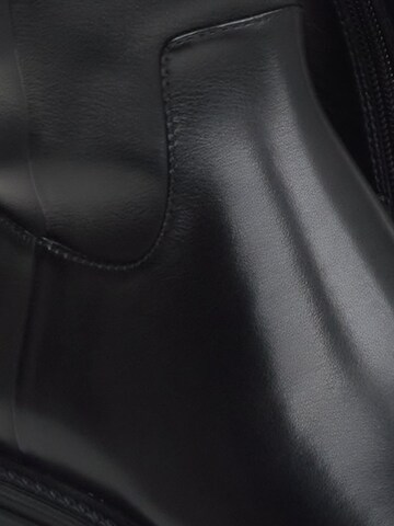 Boots '2301-3' di Estro in nero