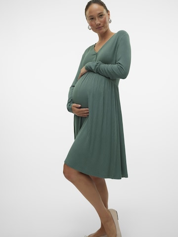 Robe MAMALICIOUS en vert : devant