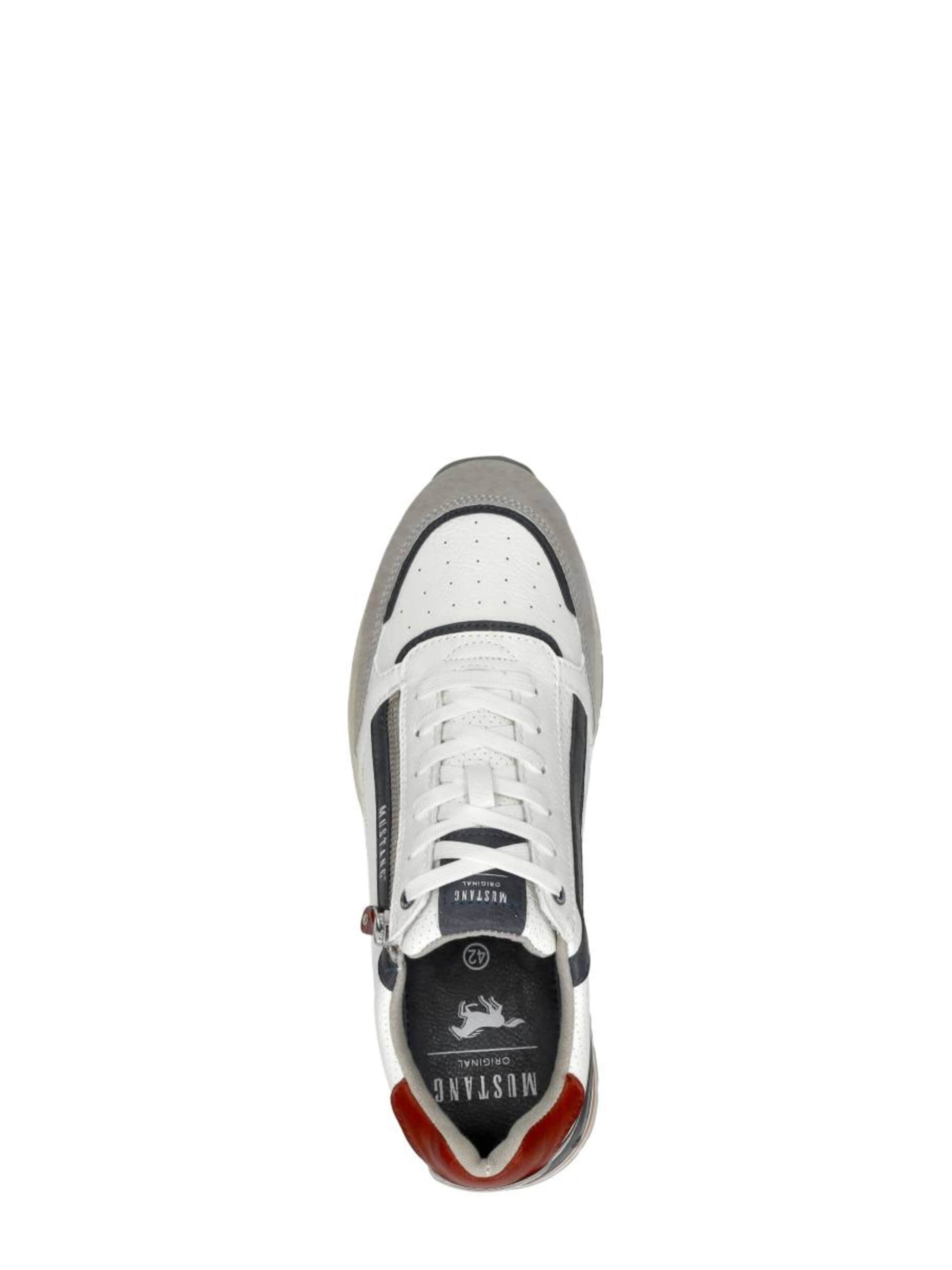 Baskets basses 'Sneakers Laag' MUSTANG en blanc