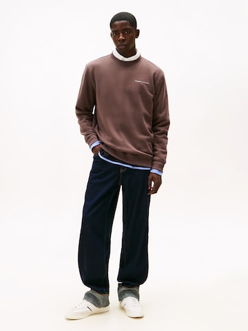 Tommy Jeans Mikina – hnědá