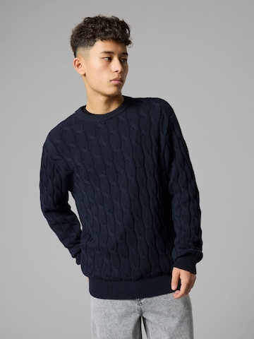 LMTD - Jersey en azul: frente