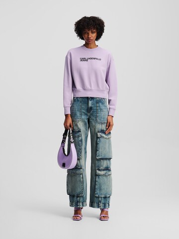 KARL LAGERFELD JEANS Свитшот 'Essential' в Лиловый