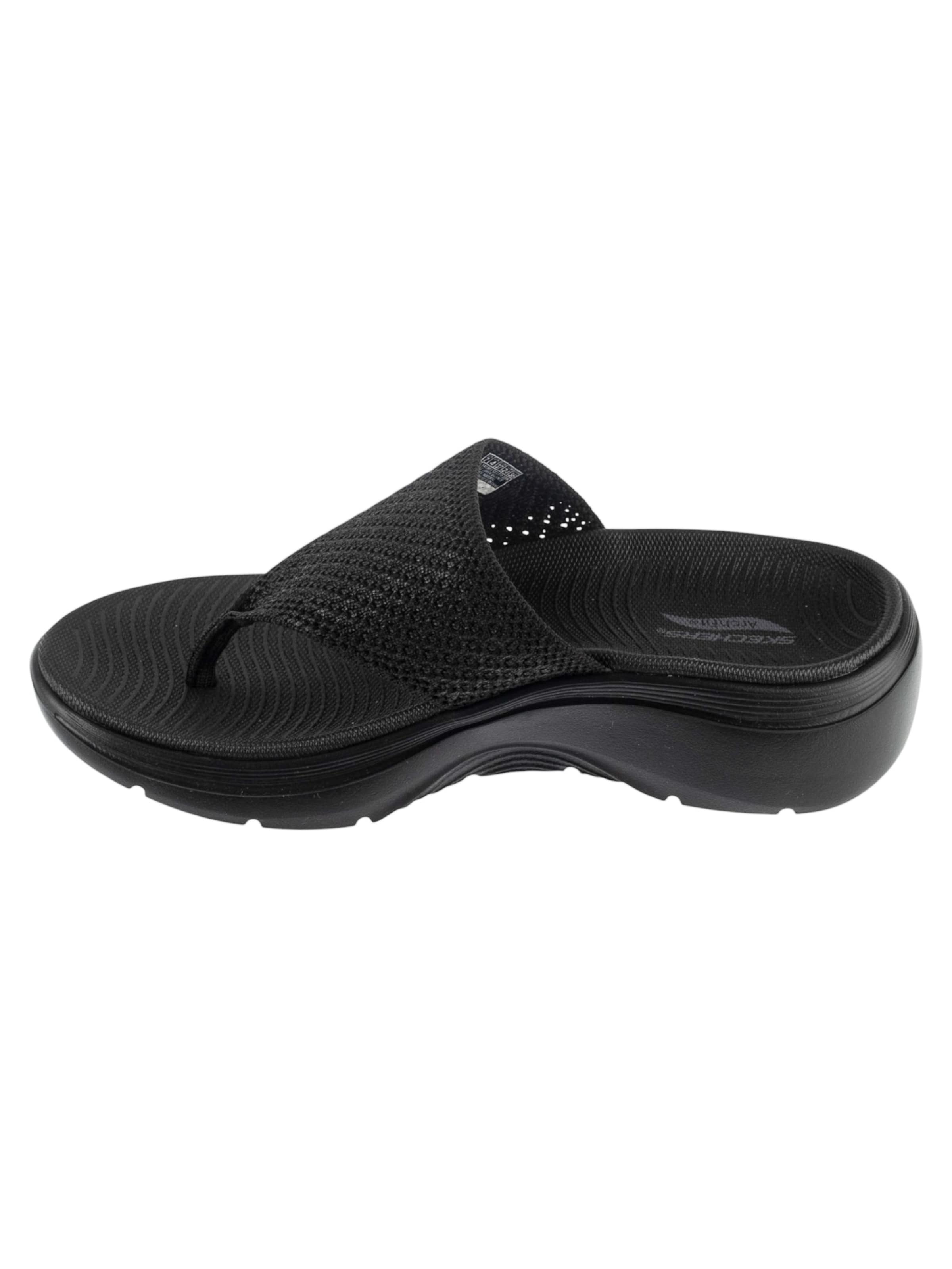 SKECHERS Teenslipper 'Skechers Go Walk Arch Fit 2.0 Sandal - Carrie' in Zwart