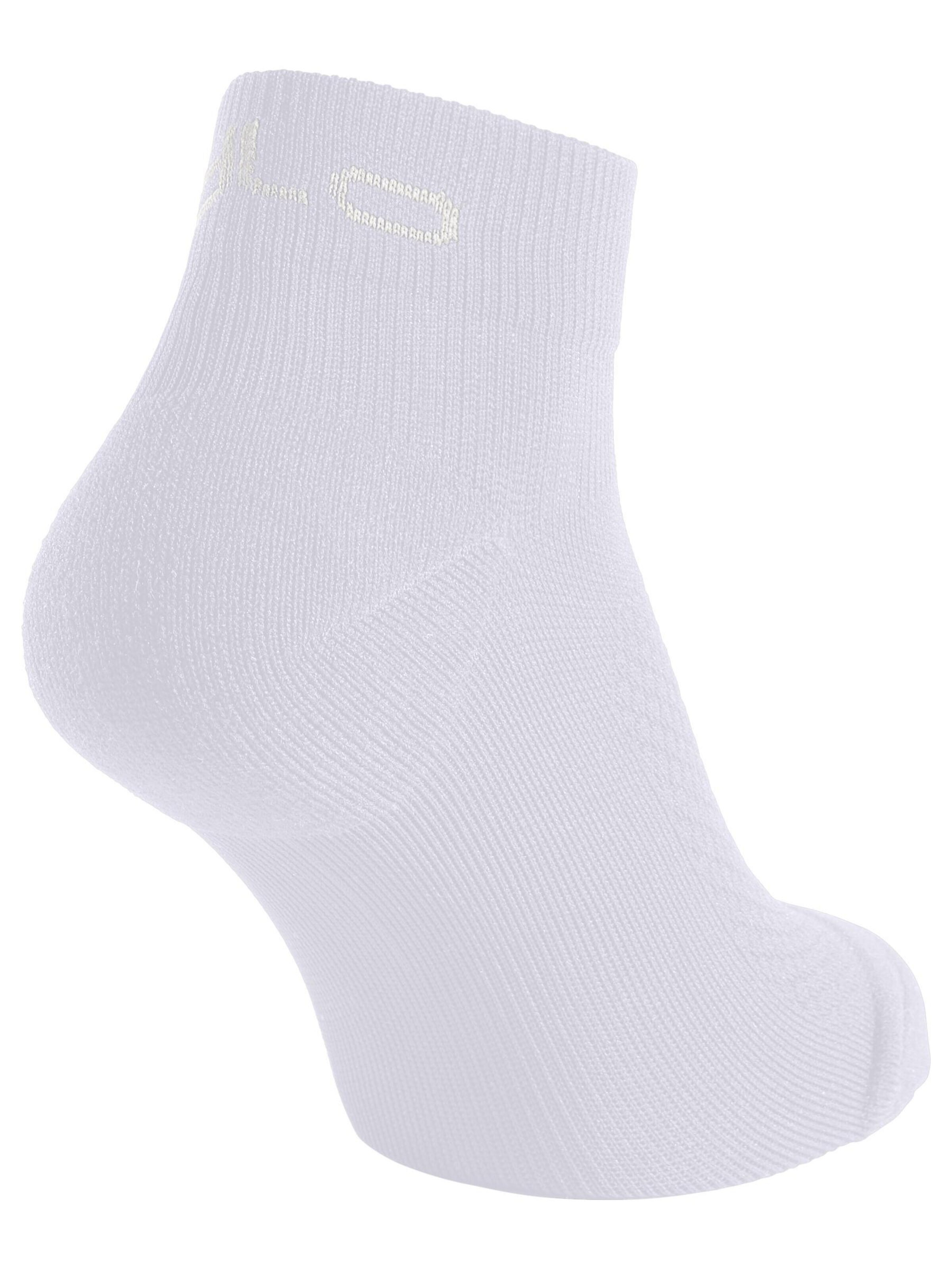 ODLO Sportsocken 'ESSENTIAL'‌‌‌‌ in Weiß