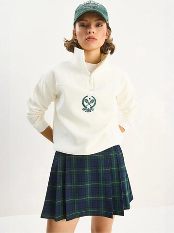 Bianco Lucci Sweatshirt in Wit: voorkant