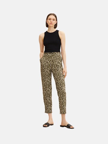 TOM TAILOR Regular Pants in Green: front