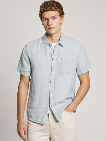 Pepe Jeans Regular fit Overhemd 'AMARO' in Blauw: voorkant