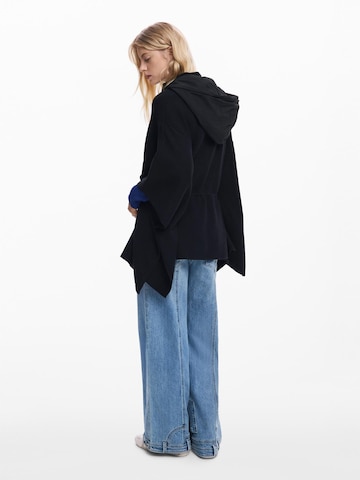 Desigual Cape in Black