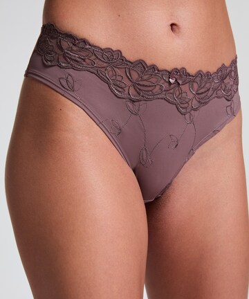 Hunkemöller Slip 'Diva' in Braun