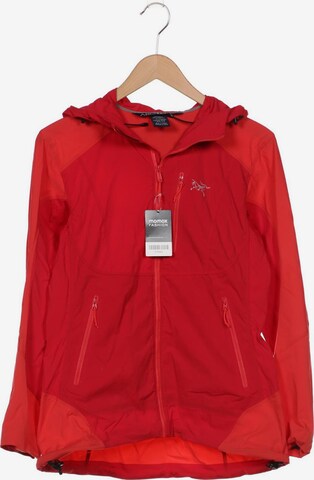 Arcteryx Jacket & Coat in M in Red: front