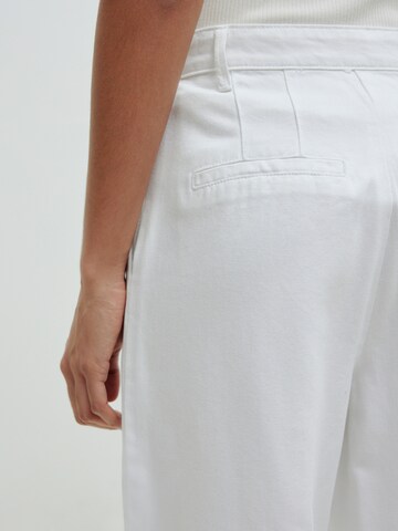 Regular Pantalon 'Mascha' EDITED en blanc