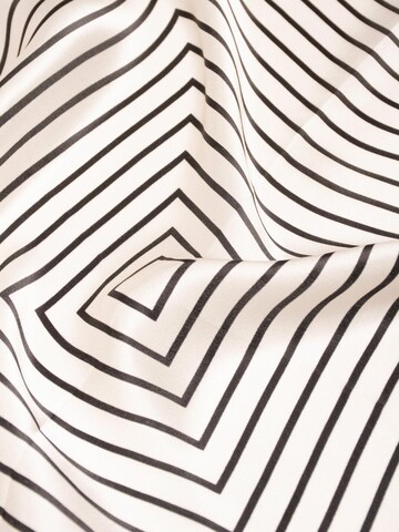 MayTree Scarf 'Seidentuch Zen' in White