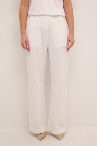 Kaffe Loose fit Trousers 'Naya' in White: front