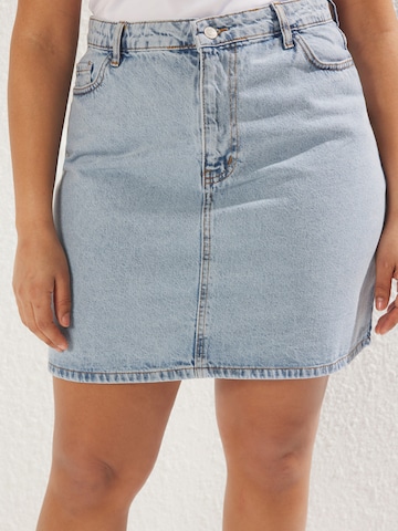 Trendyol Curve Φούστα σε μπλε
