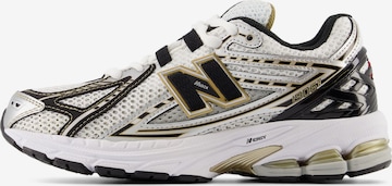 new balance Sneakers '1906' in Wit: voorkant