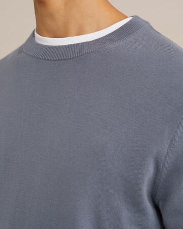 WE Fashion Sweater in Blue