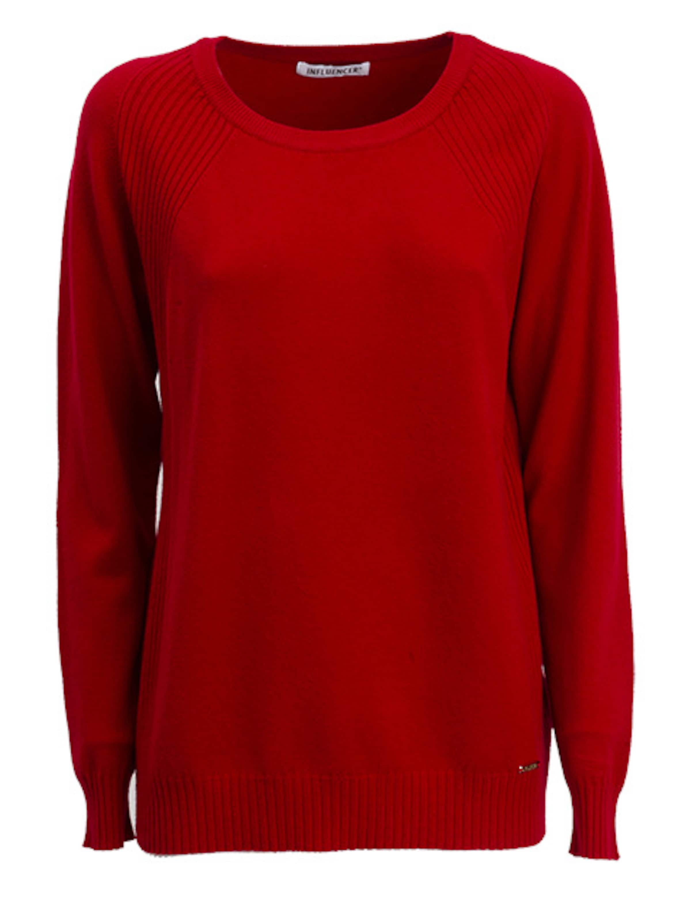 Pullover di Influencer in rosso: frontale