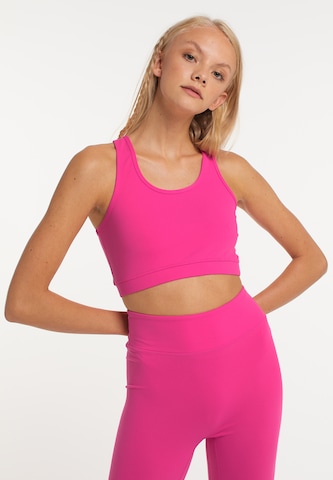 IZIA Top in Pink: front