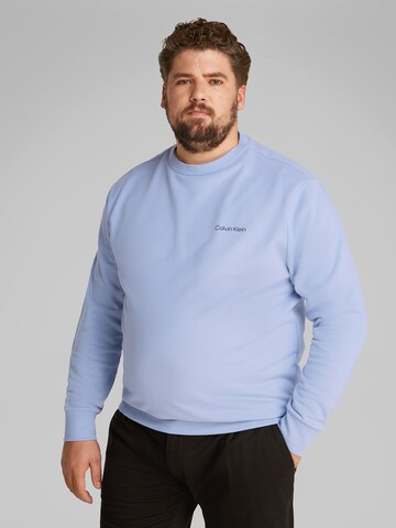 Calvin Klein Big & Tall Mikina – modrá: přední strana
