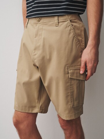 Regular Pantalon cargo Next en gris : devant