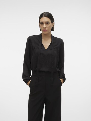 VERO MODA Blouse in Zwart: voorkant