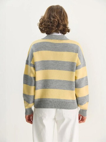 Bianco Lucci Sweater 'Pullover' in Yellow