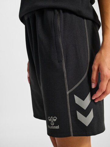 Hummel Regular Sportbroek 'Move 2.0' in Zwart