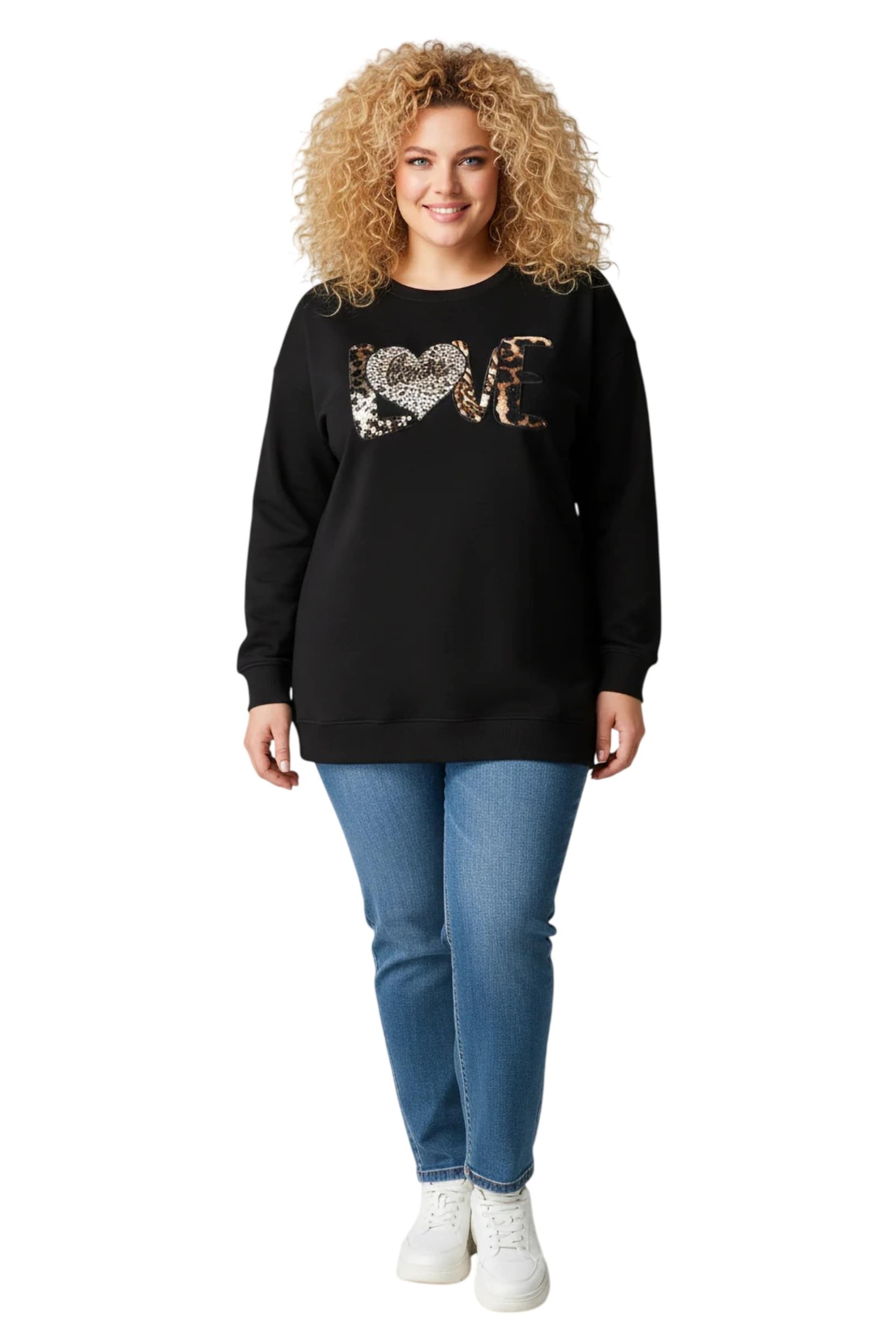 Shape Of You Sweatshirt in Black: front