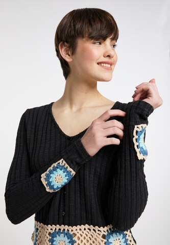 MYMO Sweater in Black