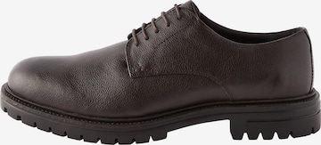 Next - Zapatos con cordón 'Essential' en marrón: frente