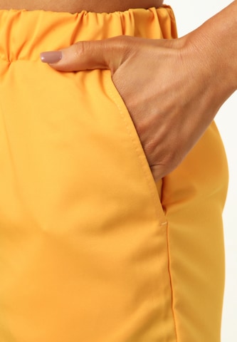 Regular Pantalon Awesome Apparel en jaune