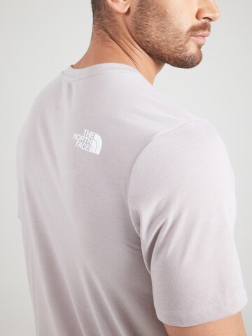 T-Shirt fonctionnel 'MOUNTAIN FOUNDATION COORDINATES' THE NORTH FACE en gris