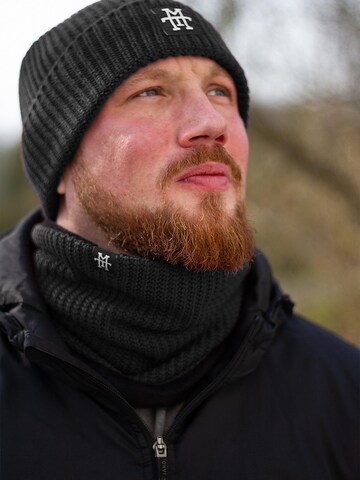 Manufaktur13 Tube Scarf 'Neckwarmer' in Black
