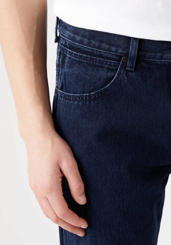 WRANGLER Regular Jeans in Blau