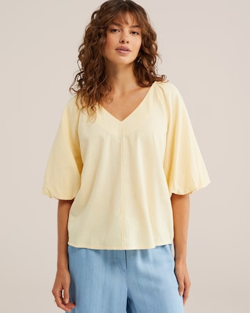 WE Fashion Blouse in Yellow: front