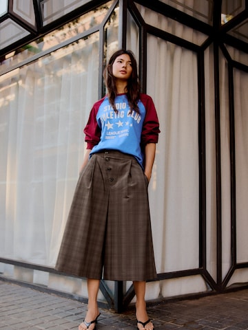 Wide Leg Pantalon à pince Bershka en marron