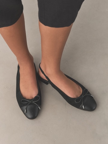 Ballerines à lanières 'Forever Comfort' Next en noir