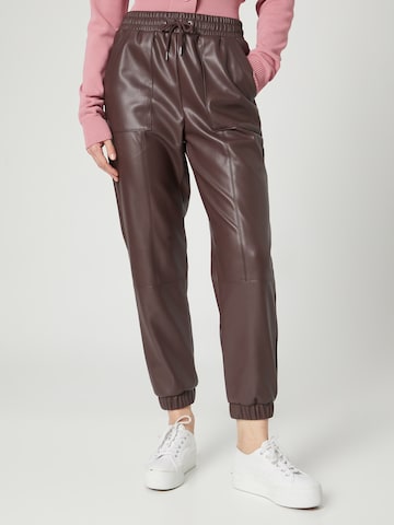 Guido Maria Kretschmer Collection Pants in Brown: front