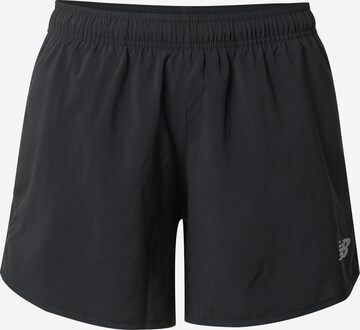 new balance Regular Sportshorts 'Essentials' in Schwarz: predná strana