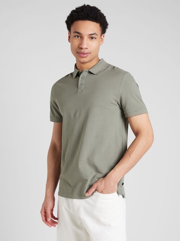 QS - Camisa em verde: frente