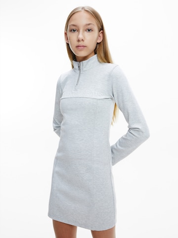 Calvin Klein Jeans Kleid in Grau: predná strana