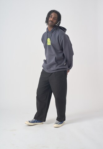 Cleptomanicx Kapuzensweatshirt 'Boxy Hooded Sardinade' in Grau