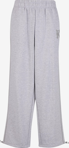 Karl Kani Loosefit Housut värissä harmaa: etupuoli