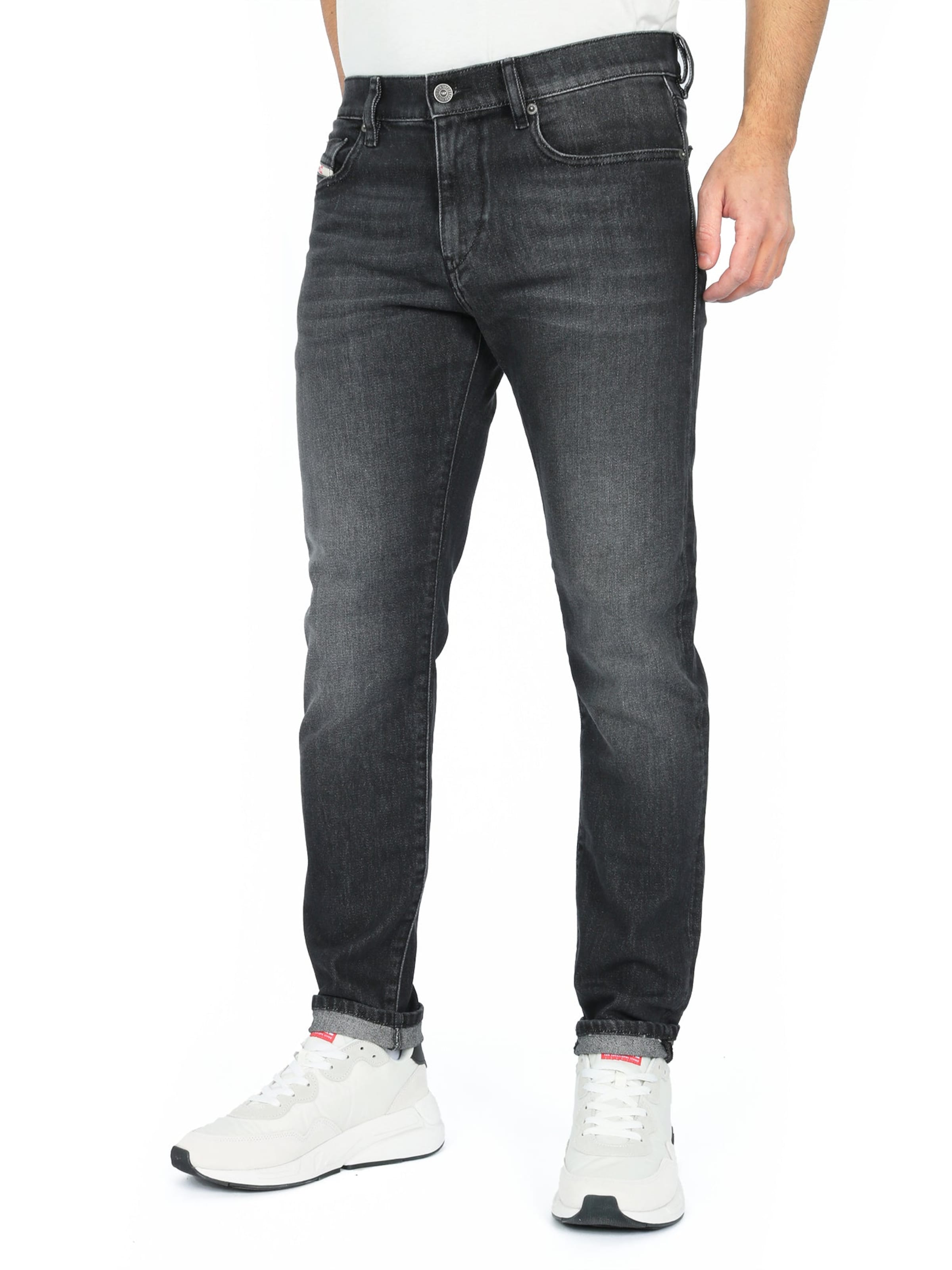 Coupe slim Jean 'D-STRUKT' DIESEL en noir