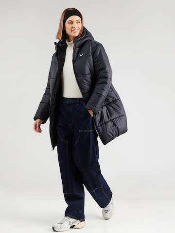 Nike Sportswear Χειμερινό παλτό 'Classic' σε μαύρο
