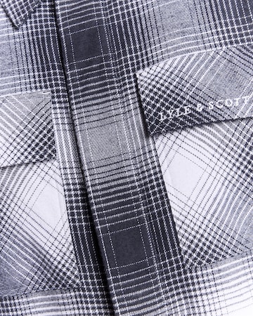 Lyle & Scott Regular fit Tussenjas in Blauw