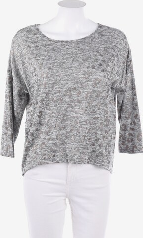 UNBEKANNT Top & Shirt in M in Grey: front